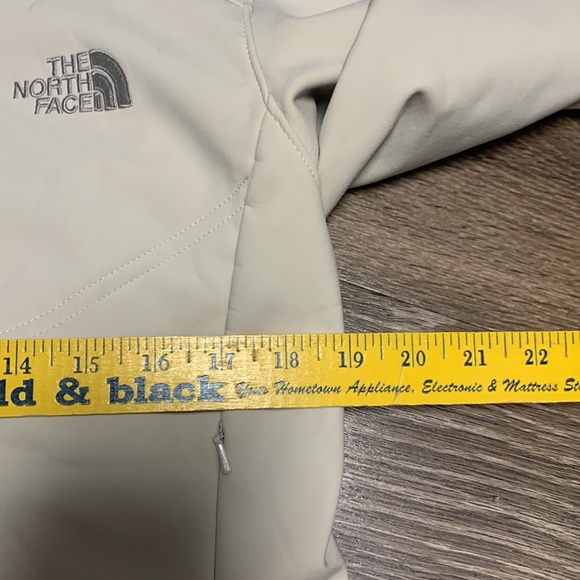 The North Face Apex jacket - Picture 10 of 11